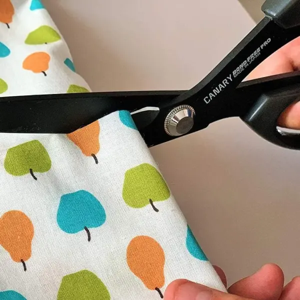 CANARY Japanese Sewing Scissors 10.5", Made in JAPAN, Professional All Purpose Scissors for Fabric, Cloth, Vinyl Sheet, Adhesive, Wallpaper, Non-Stick Coating Blade, Black