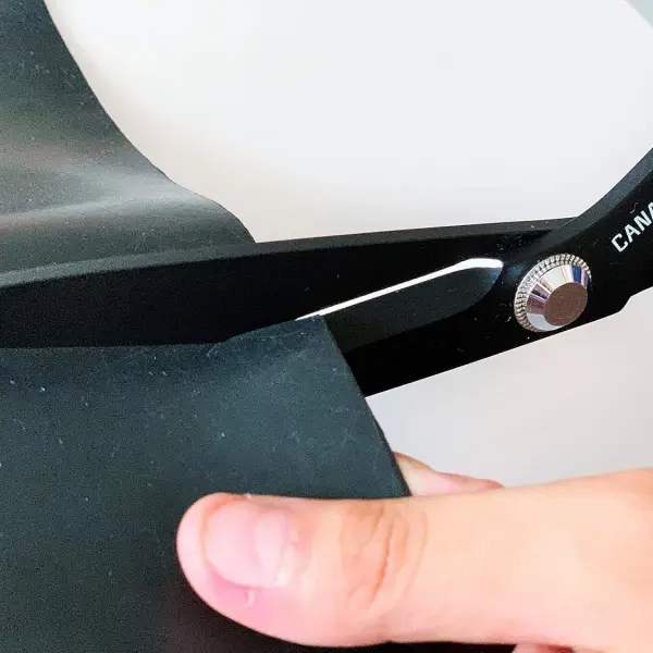 CANARY Japanese Sewing Scissors 9.5", Made in JAPAN, Professional All Purpose Scissors for Fabric, Cloth, Vinyl Sheet, Adhesive, Wallpaper, Non-Stick Coating Blade, Black