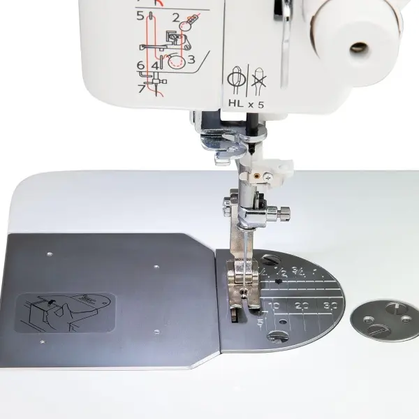 Janome HD9 White: Sewing Machine