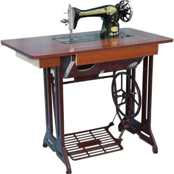 Vintage Sewing Machine Antique Foot Pedal Sewing Machine Manual Retro Household Desktop Sewing Machine Cast Iron Material with Wooden Table Home Decor Collectible No Electricity Required
