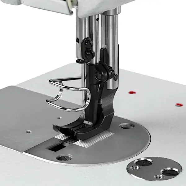 Consew 206RB-5 Single Needle Compound Feed Walking Foot Lockstitch Industrial Sewing Machine Head