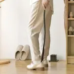 65cm Long Handle Wooden Shoe Horn Flexible Lifter for Seniors Adults, Easy Grip Shoe Helper Tool Boot Spoon Easy Wear Helper for Home Travel Hotel Use,A75