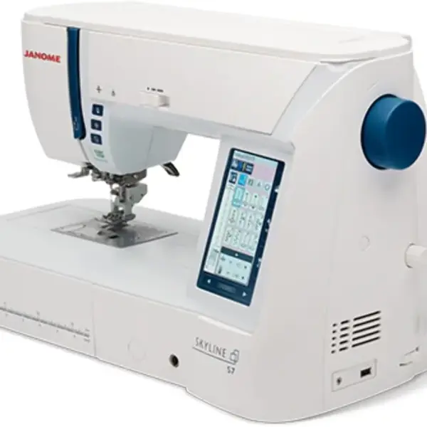 Janome Skyline S7